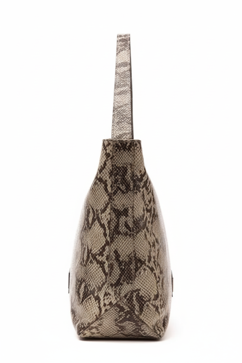 Torba z wzorem pytona - widok z boku